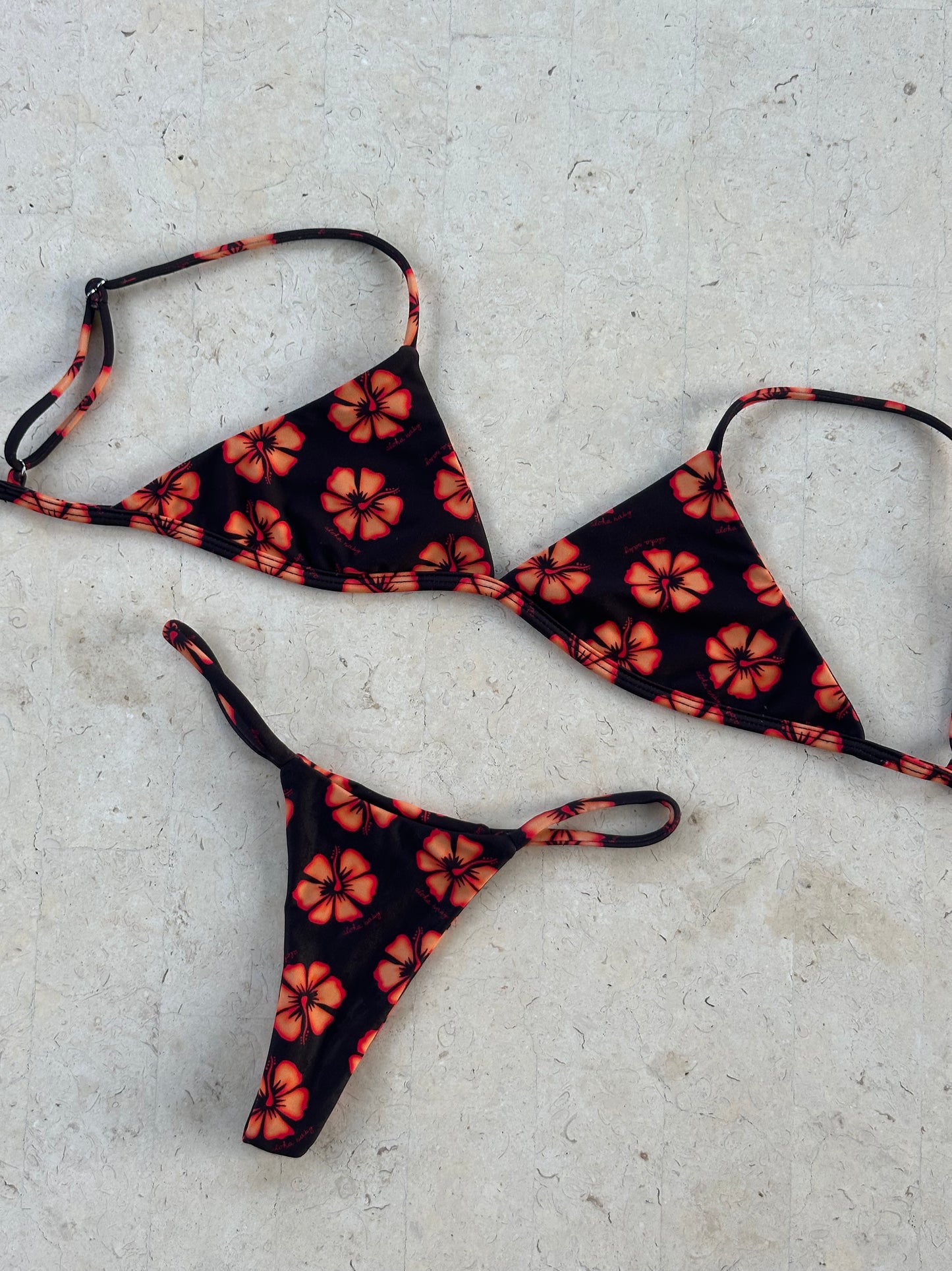 BREEZE BOTTOM HIBISCUS